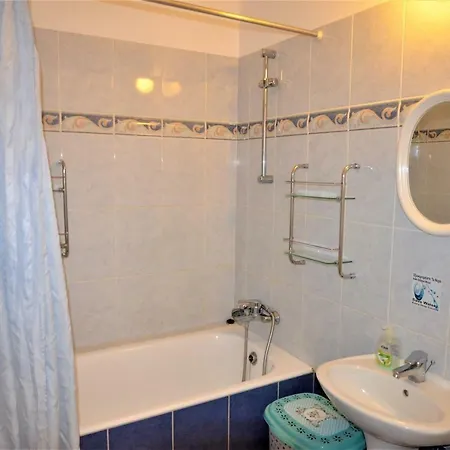 Charming Small In For Up To 3 * Paphos