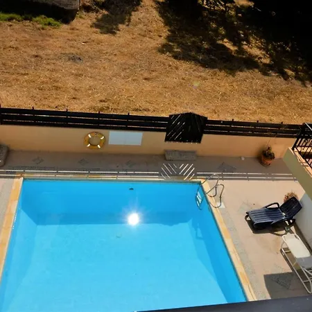 Charming Small In For Up To 3 Pafos